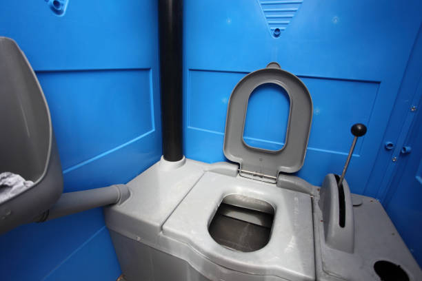 Porta potty delivery and setup in Wrightstown, WI
